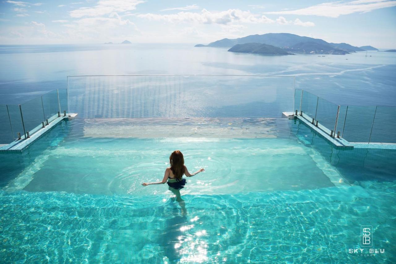 Panorama Central Nha Trang- Vietnam'S Highest Infinitive Rooftop Pool Extérieur photo