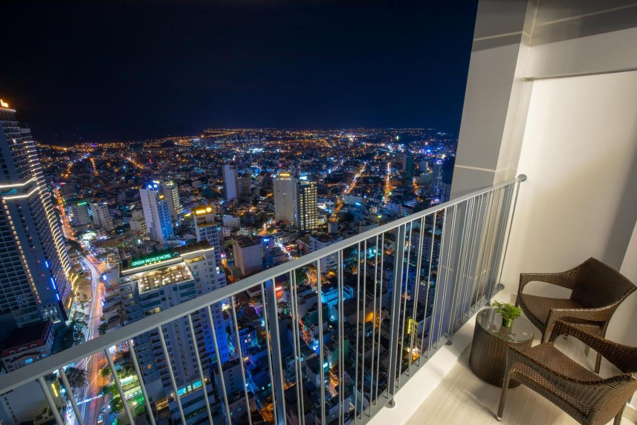Panorama Central Nha Trang- Vietnam'S Highest Infinitive Rooftop Pool Extérieur photo
