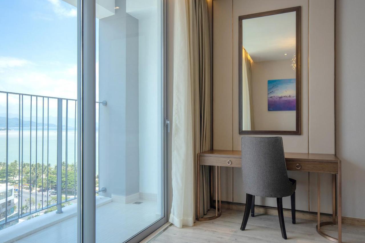 Panorama Central Nha Trang- Vietnam'S Highest Infinitive Rooftop Pool Extérieur photo